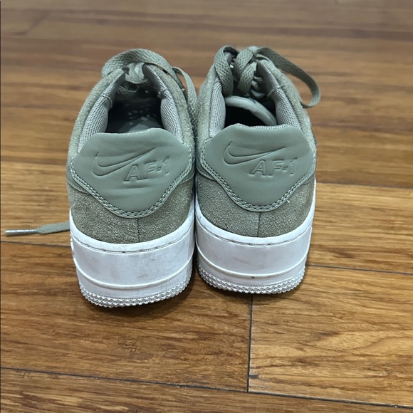 Nike Women's Air Force 1 Sage Low sneakers 7 US - Picture 2 of 6
